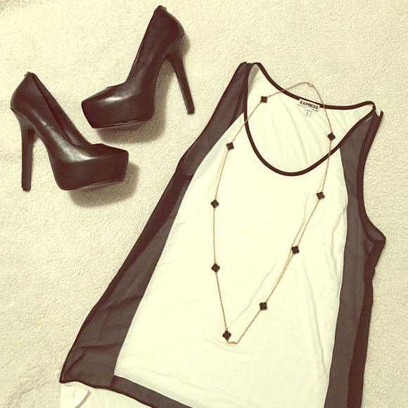 Express Tops - Black and white express sleeveless top size M