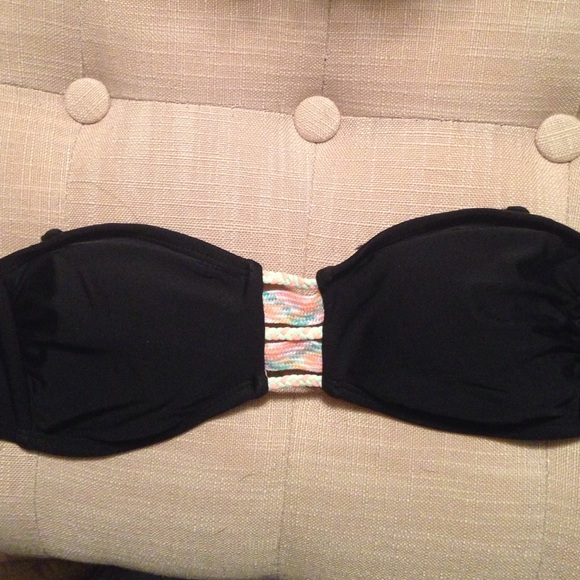 Black bandeau bathing suit top