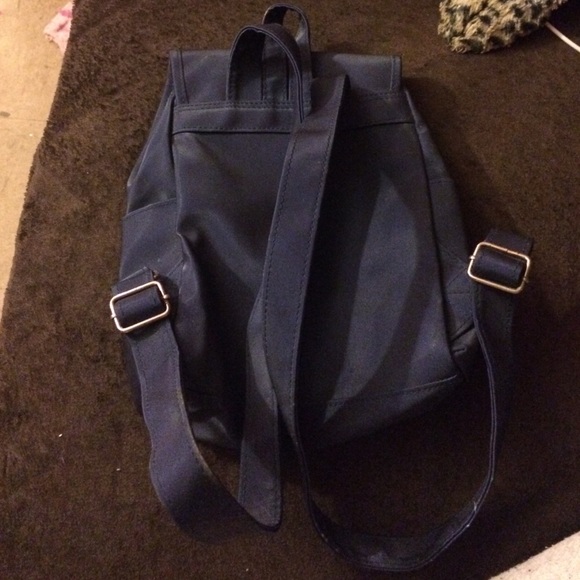 Barbie Mini Backpack Vintage NO OFFERS - Picture 2 of 3