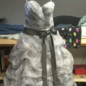 Beautiful, full length prom dress