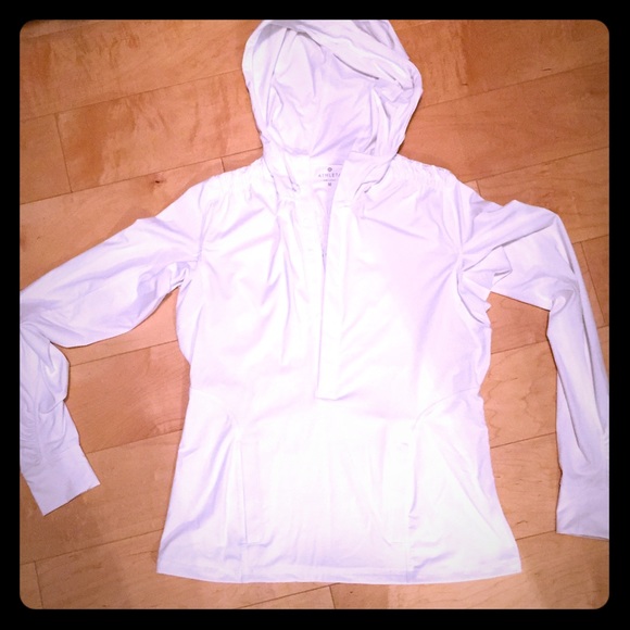 Athleta long sleeve run shirt medium