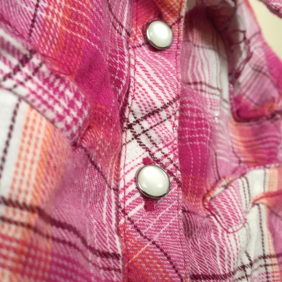 Girls, Flannel, Justice - Picture 4 of 4