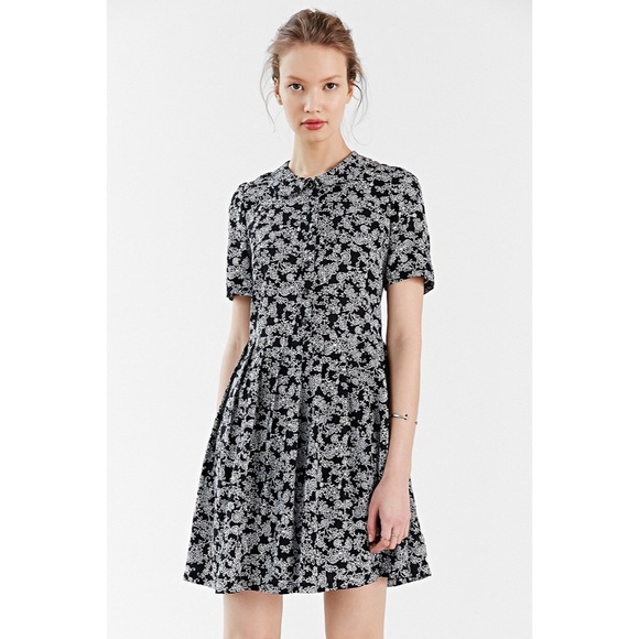 Kimchi Blue Black Pleated Floral Shirt Dress