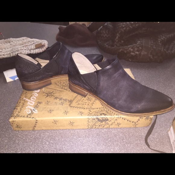 Free People Low-Cut Bootie