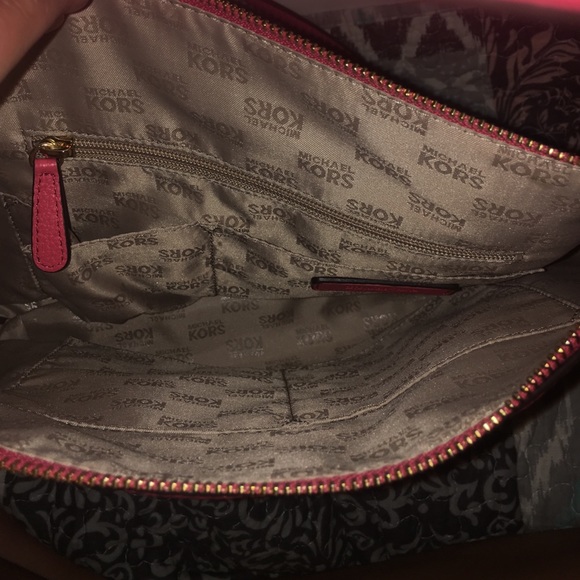 Michael Kors handbag/crossbody Watermelon color - Picture 4 of 4