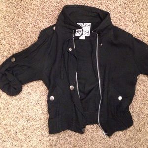 Light Half-Sleeve Jacket