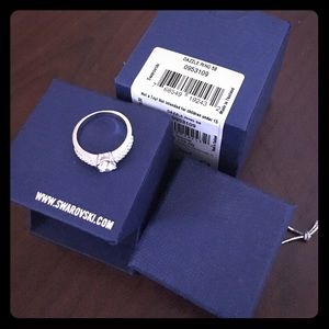 swarovski dazzle ring new with tags size 7