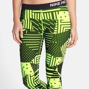 Nike pro dri fit patchwork Capris