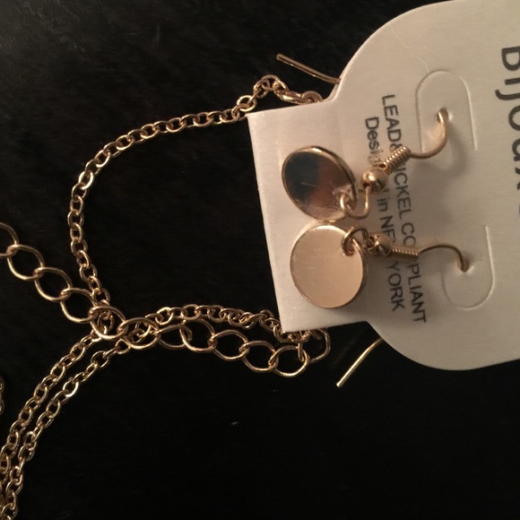 Elephant Tassel Beaded Necklace & Earrings - Picture 2 of 2