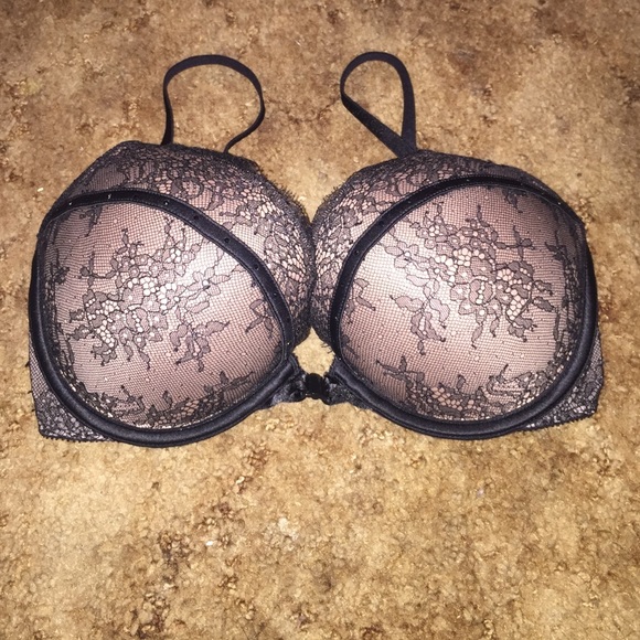 Victoria's Secret add 2 cups Bra