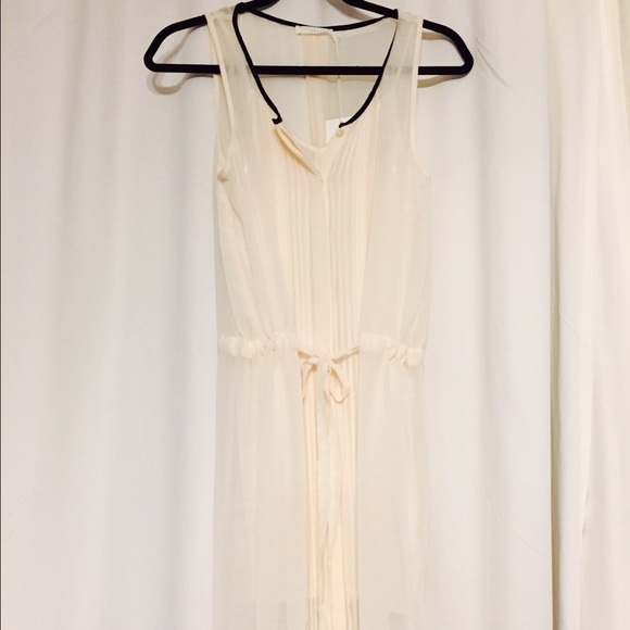 NWT Lush Pleated Ivory Dress