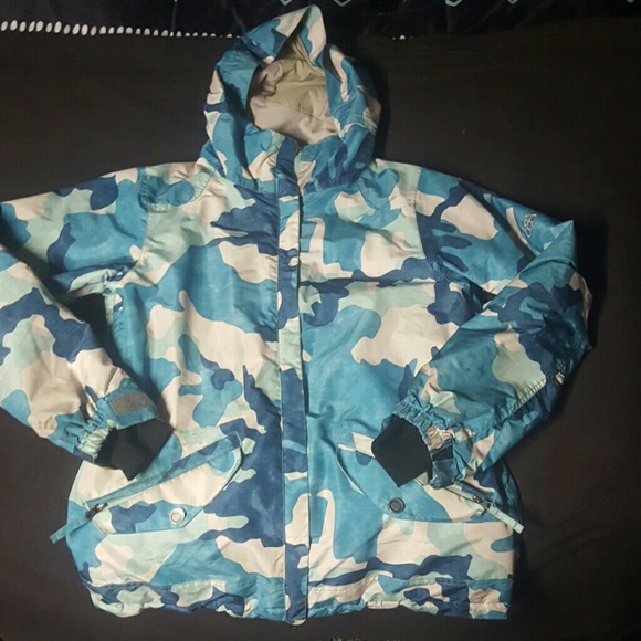 Snowboard jacket