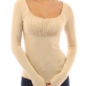 Pleated scoop neck long sleeve