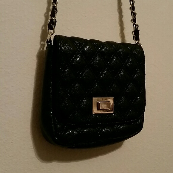 Black and gold ALDO purse