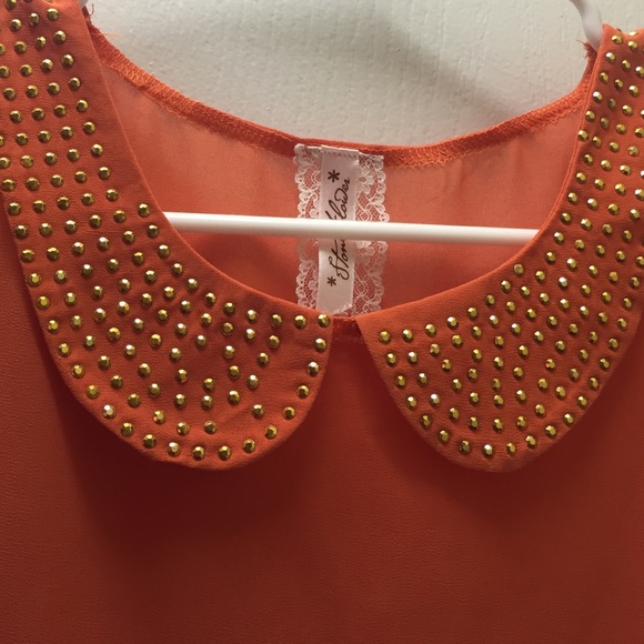 Top - Picture 2 of 2