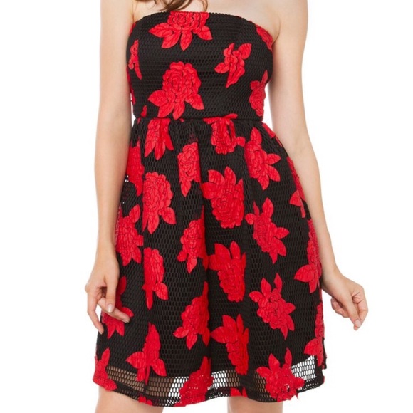 AKIRA Dresses & Skirts - HP ✨AKIRA Floral Print Dress ✨