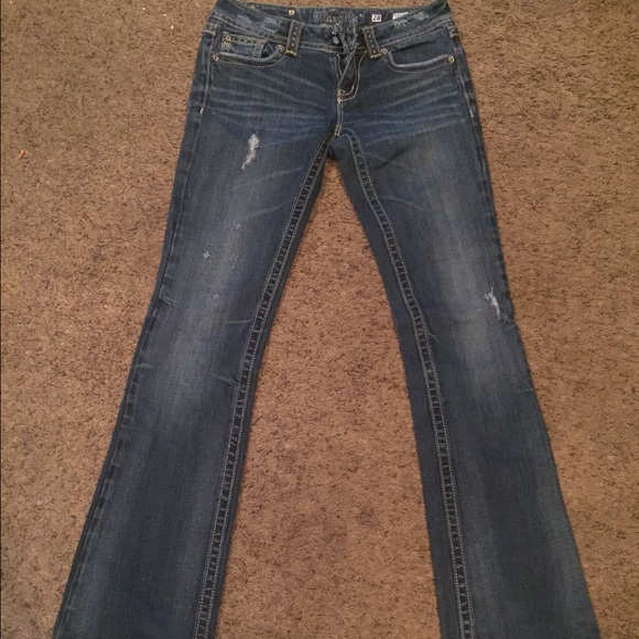 Size 28 miss me bootcut jeans