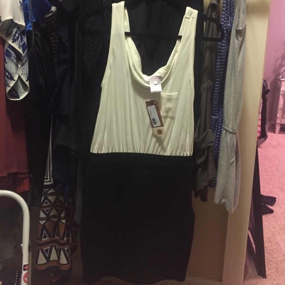 White black dress - small