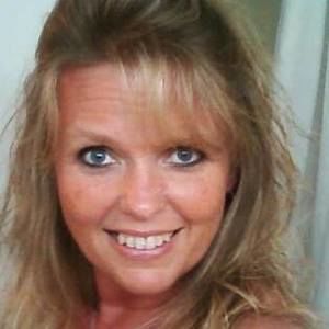 Meet your Posher, Connie