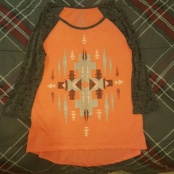 Vanity aztec top