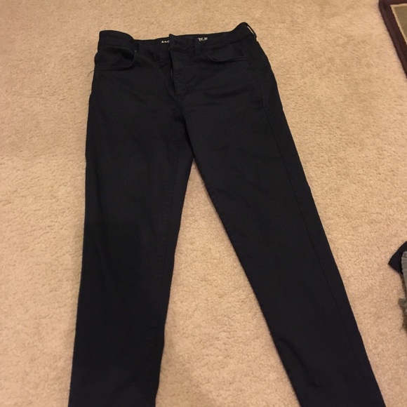 Black skinny jeans