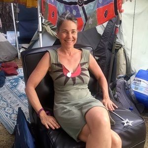 Meet your Posher, Sharon