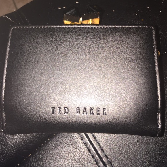 Black Ted Baker wallet 🔥👛