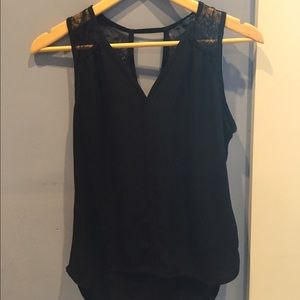 Lacy Banana Republic top