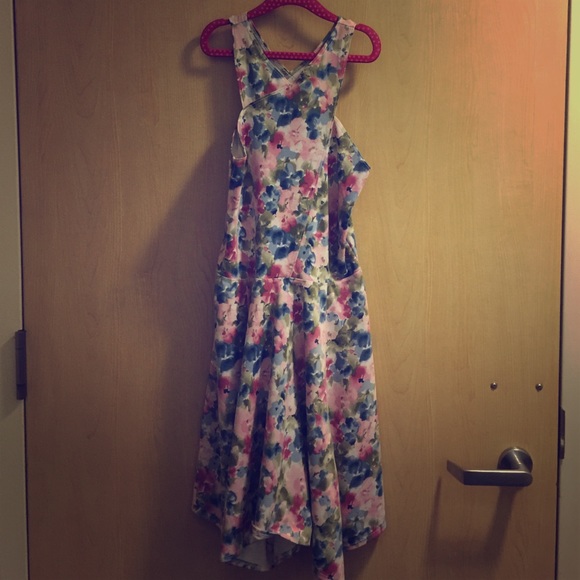 Strapless floury dress