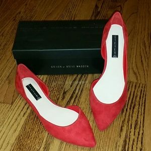 Steven by Steve Madden - Red Suede flats - sz 9.5