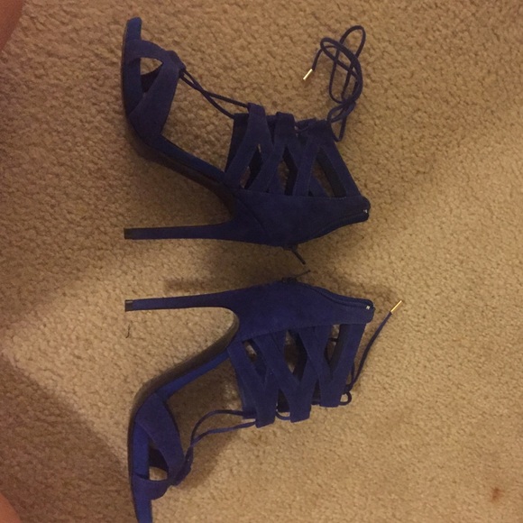 Steve Madden lace up heels - Picture 3 of 4