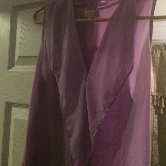 Ladies princess Vera wang blouse beautiful