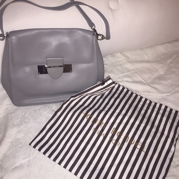 Henri Bendel handbag. Never used. Brand new.