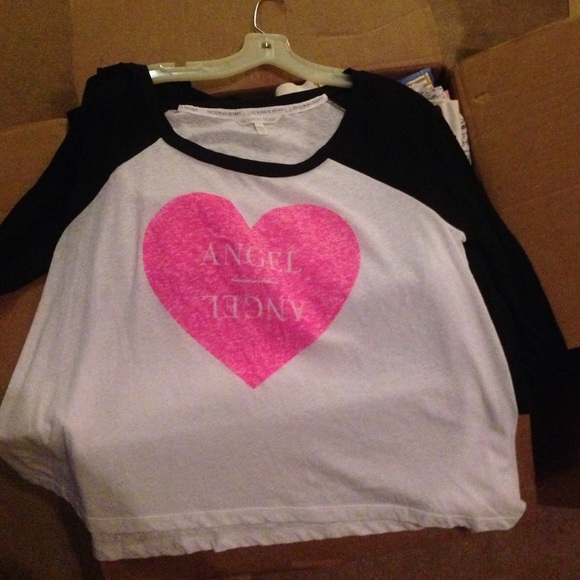 Baseball tee