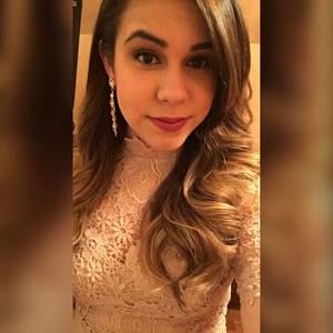 Meet your Posher, Vanessa