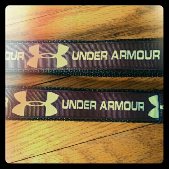 All black under armour key fob