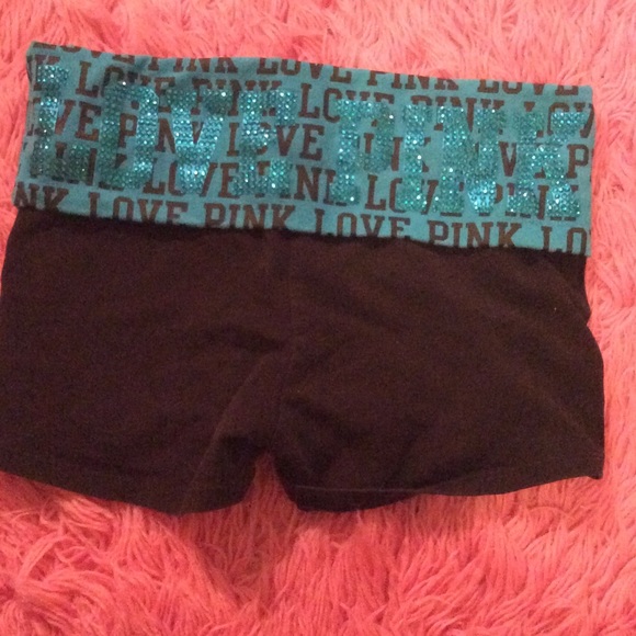 VS PINK cute yoga shorts