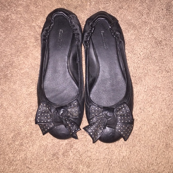 Black flats