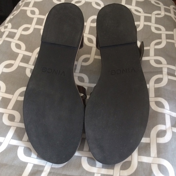 Vince Cassie Open Toe Leather Sandal - Picture 4 of 4