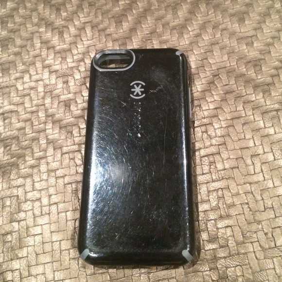 Grey and black iPhone 5/5s case