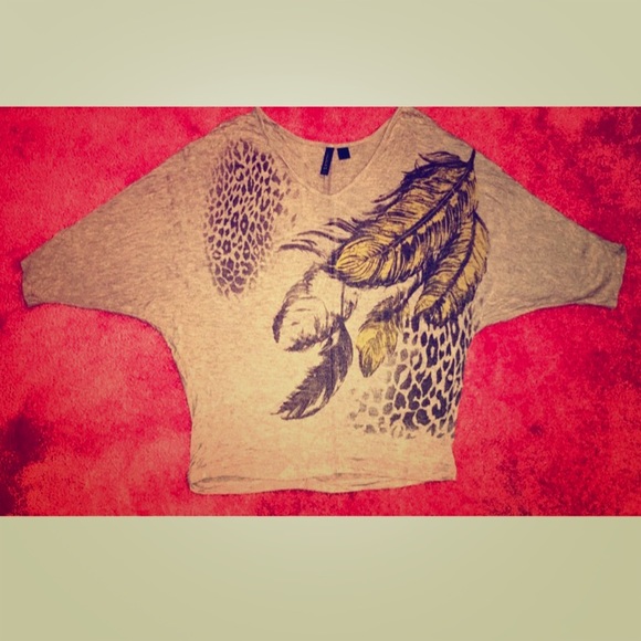 Full Tilt Shirt w| Leopard Print & Feathers - Picture 1 of 4