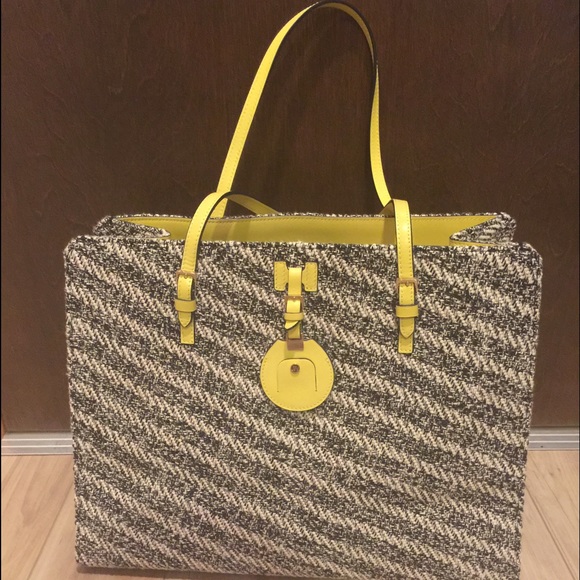 Jason Wu tweet shopper