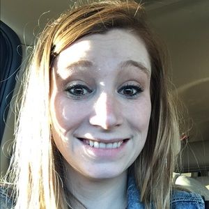 Meet your Posher, Brianne