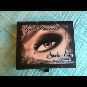 Too faced eyeshadow pallet