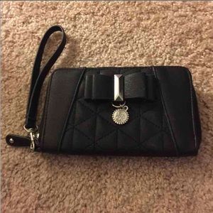 Jessica Simpson wallet/wristlet