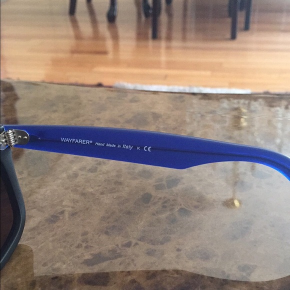 Ray ban Polarized wayfayers ! Brand new never used
