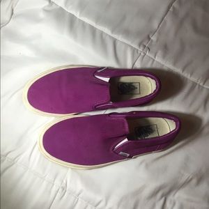 💜Purple velvet like vans💜