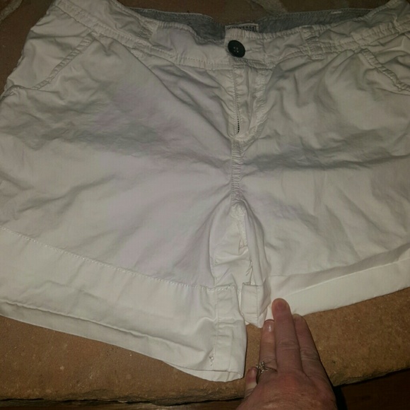 CONVERSE White shorts sz. 4 - Picture 2 of 3
