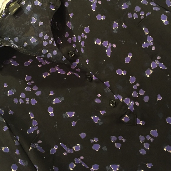 Ann Taylor size PS button down dress shirt. Classy - Picture 3 of 3