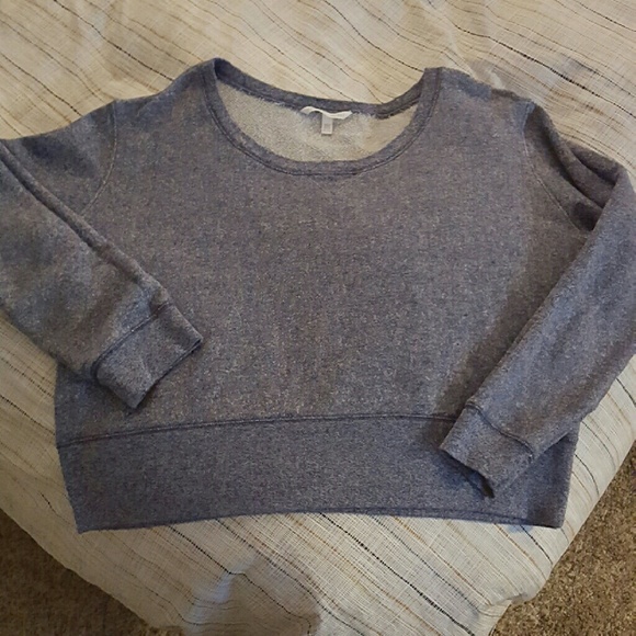 Long sleve vs crop top